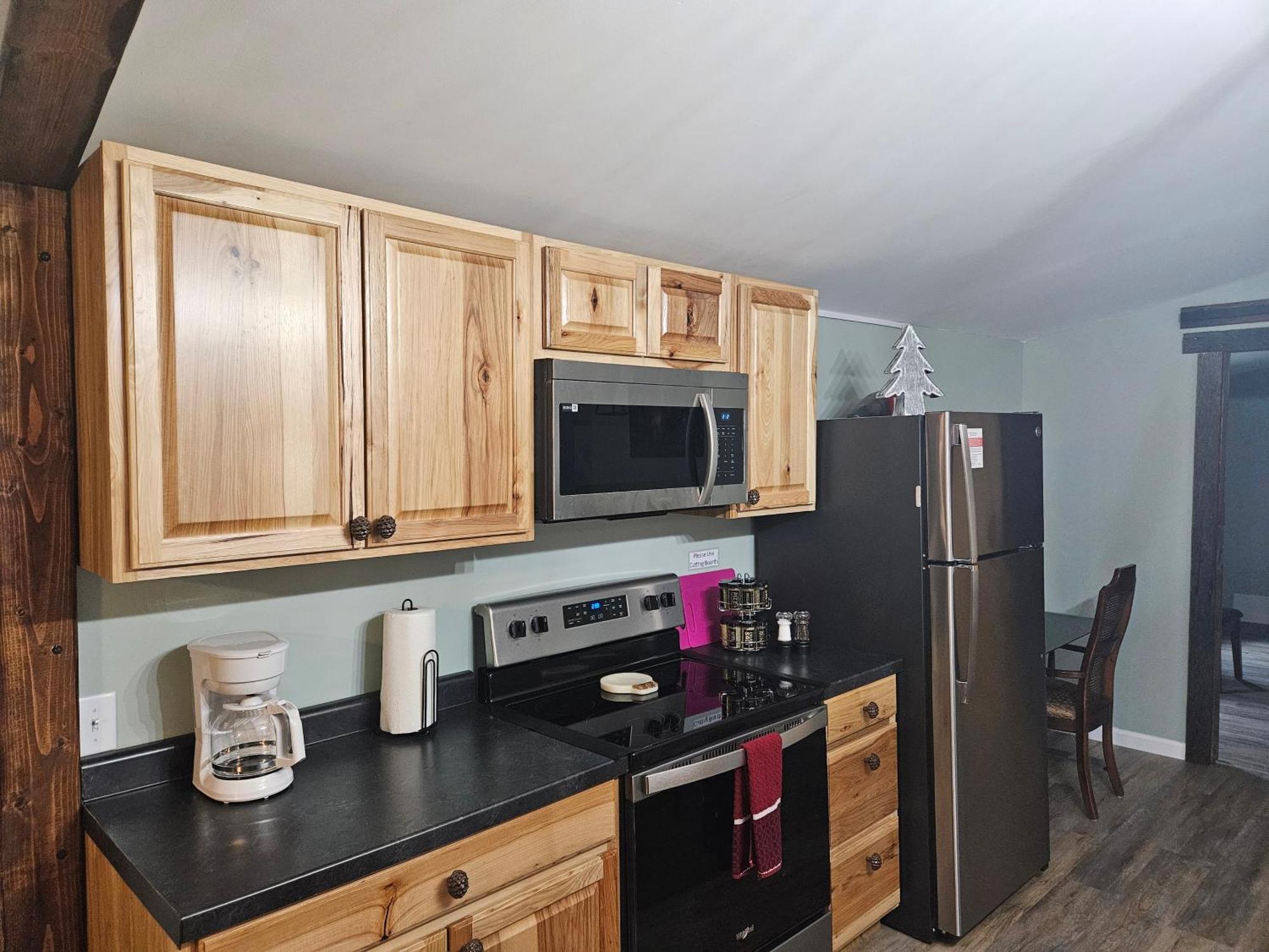 Grey Pines At Hocking Vacations Villa Logan Exterior photo