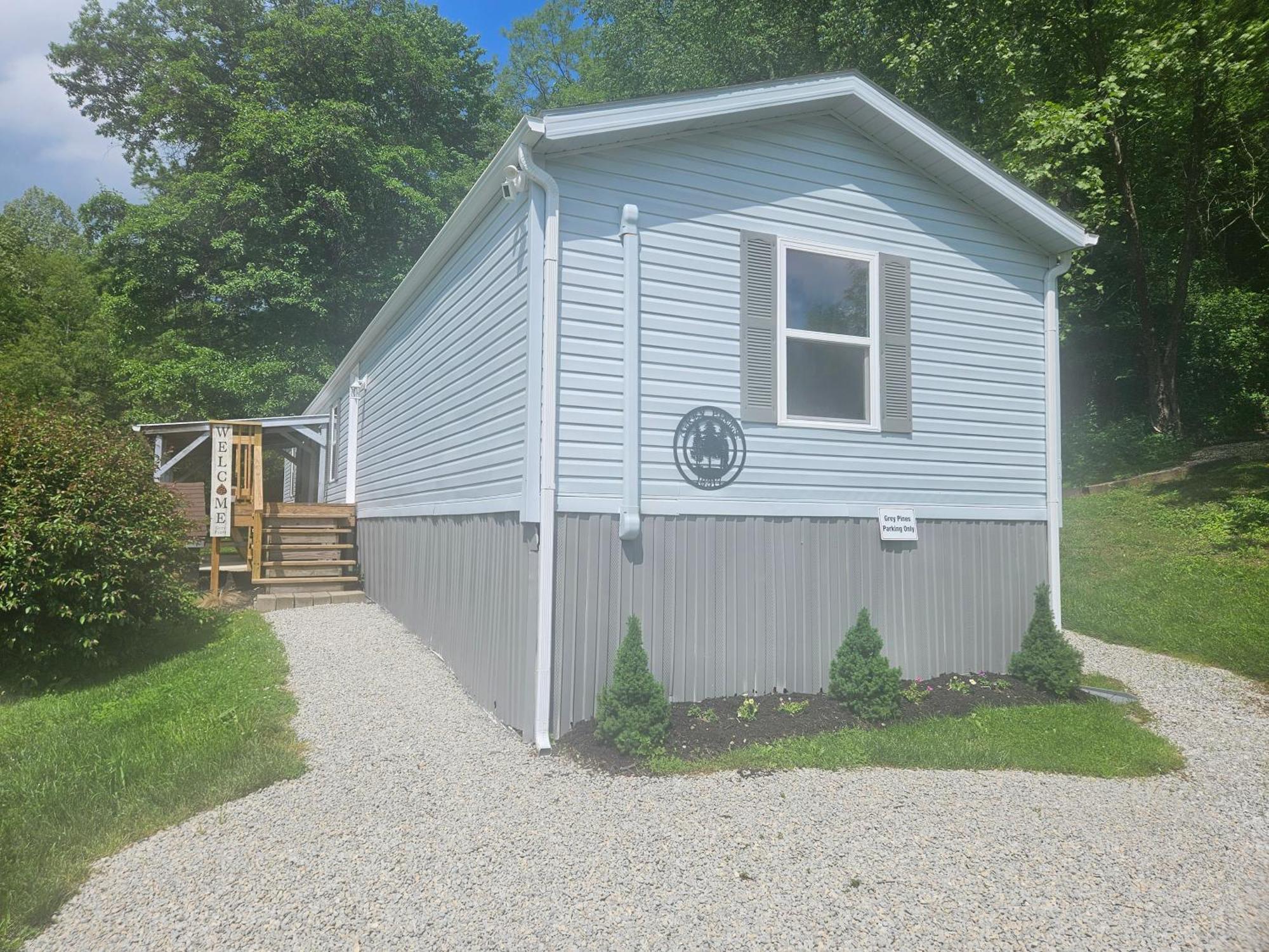 Grey Pines At Hocking Vacations Villa Logan Exterior photo